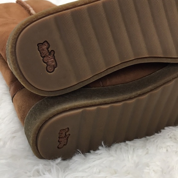 Coach Fold Down Sherling Boots - Picture 6 of 15